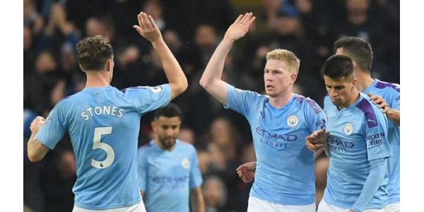 Blau gehört immer noch zum Sieg von Manchester City Blau gehört immer noch zum Sieg von Manchester City